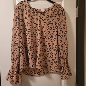 A New Day Tan and Cream Flutter Sleeve Blouse